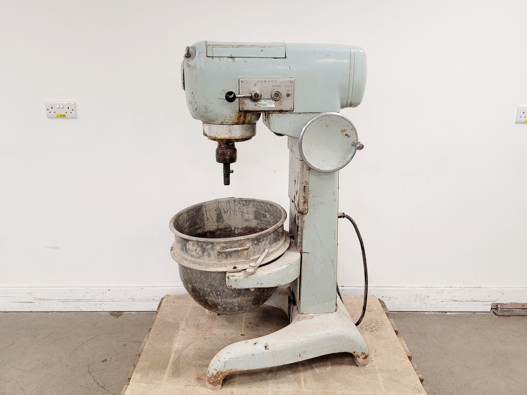 Image of Hobart Floor Standing Mixer Model SE 601
