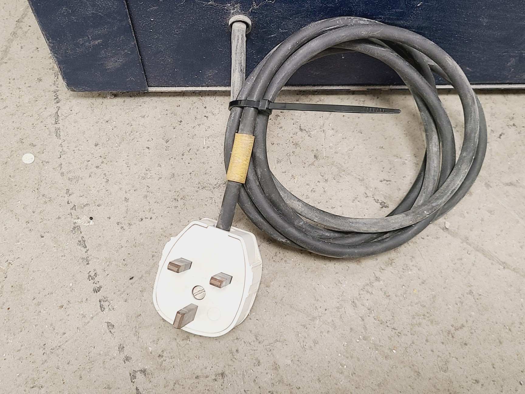 Image of Gallenkamp HotBox Oven Size 3 Lab