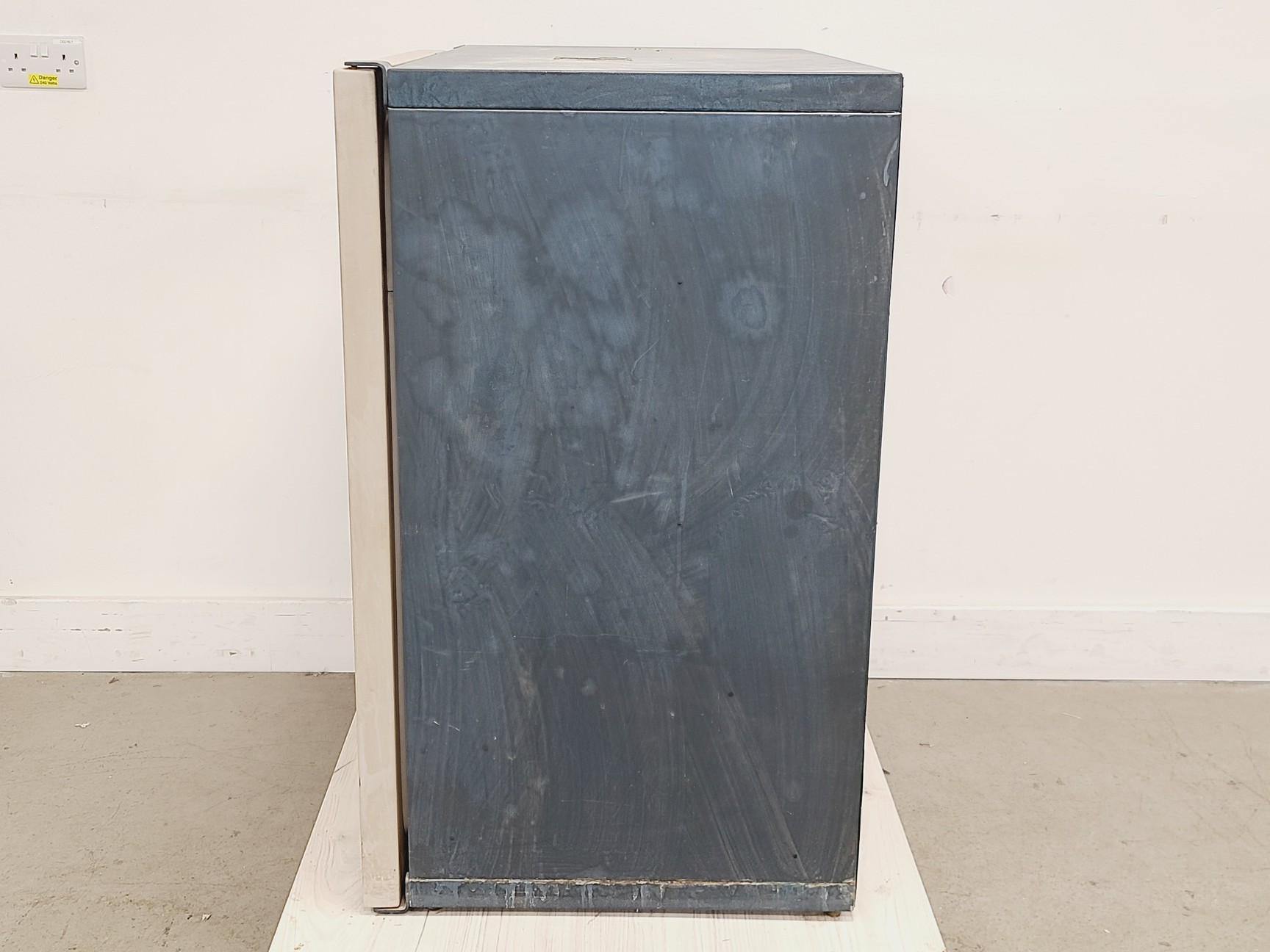 Image of Gallenkamp Oven 300 Plus Series 2181P 01