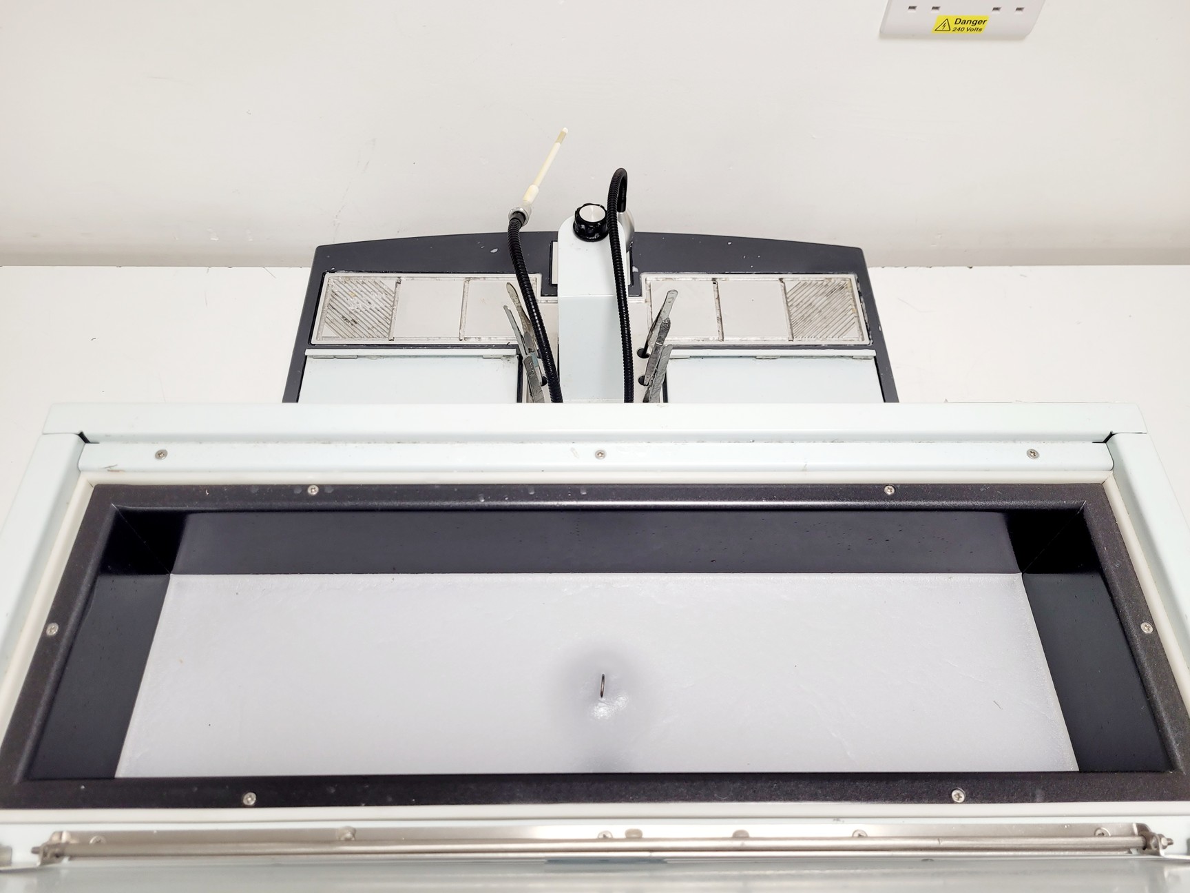 Image of KEDEE KD-BM & BL Tissue Embedding & Cooling System Lab