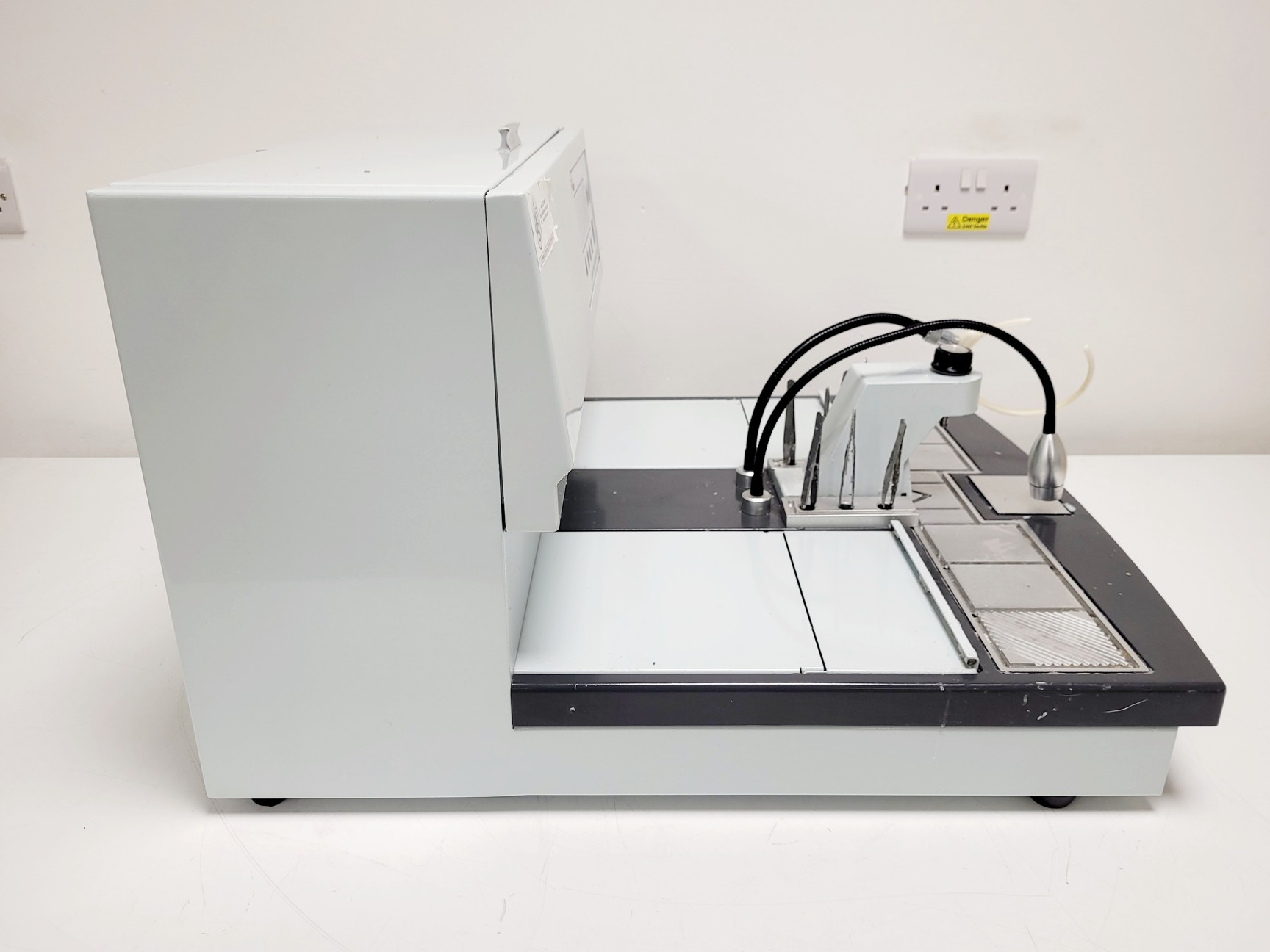 Image of KEDEE KD-BM & BL Tissue Embedding & Cooling System Lab