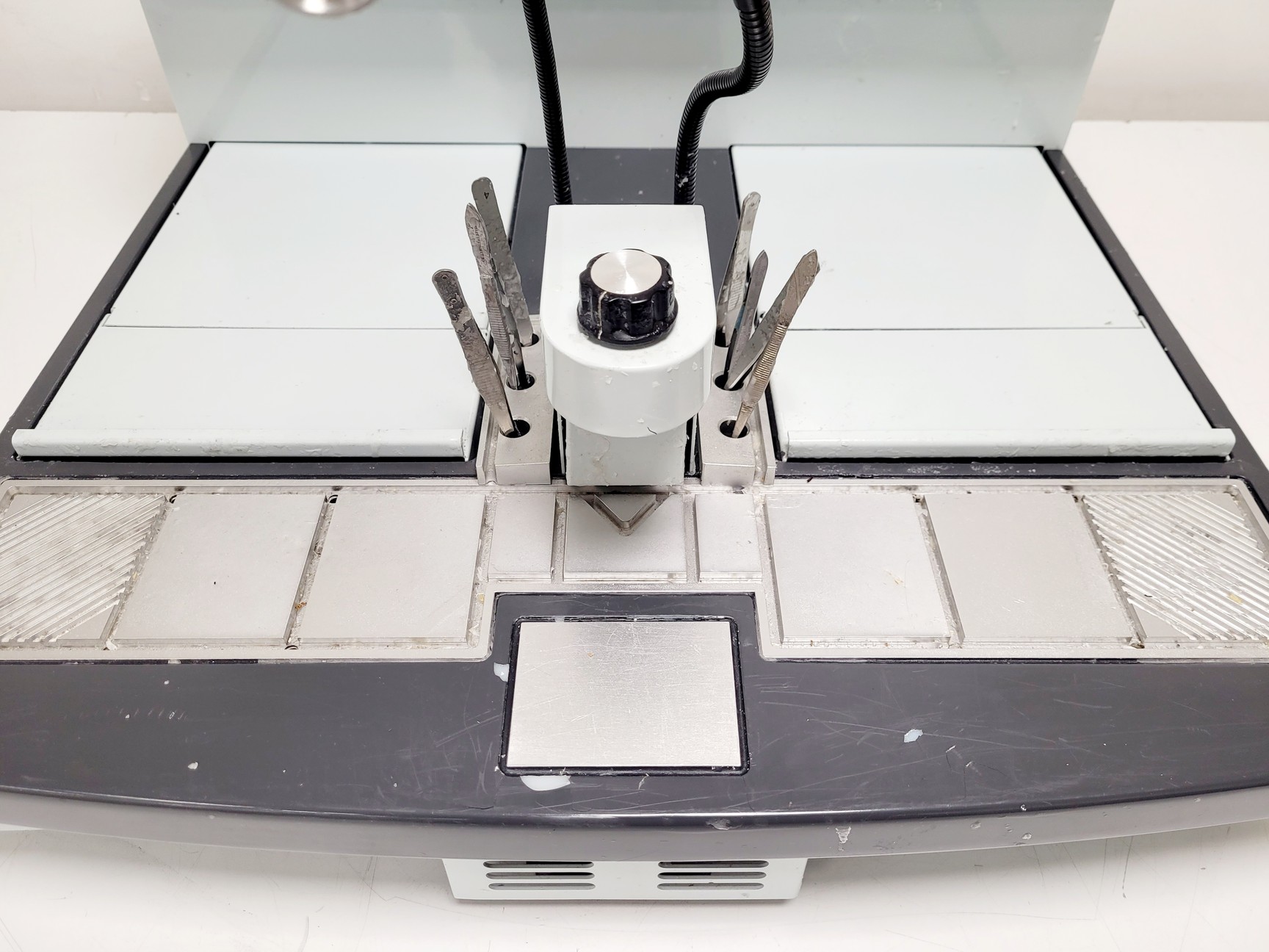 Image of KEDEE KD-BM & BL Tissue Embedding & Cooling System Lab