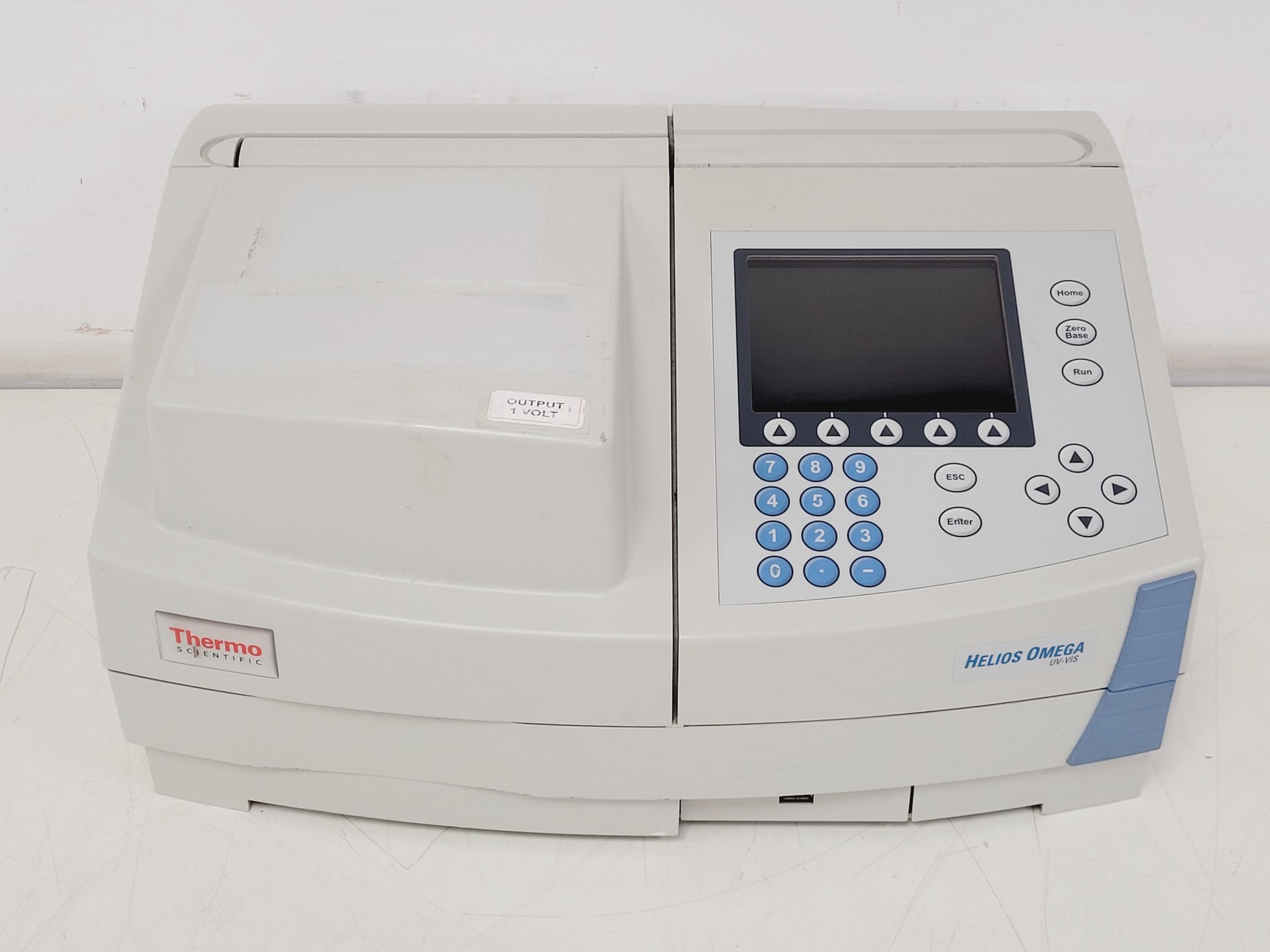 Image of Thermo Scientific Helios Omega UV-VIS Spectrophotometer Lab