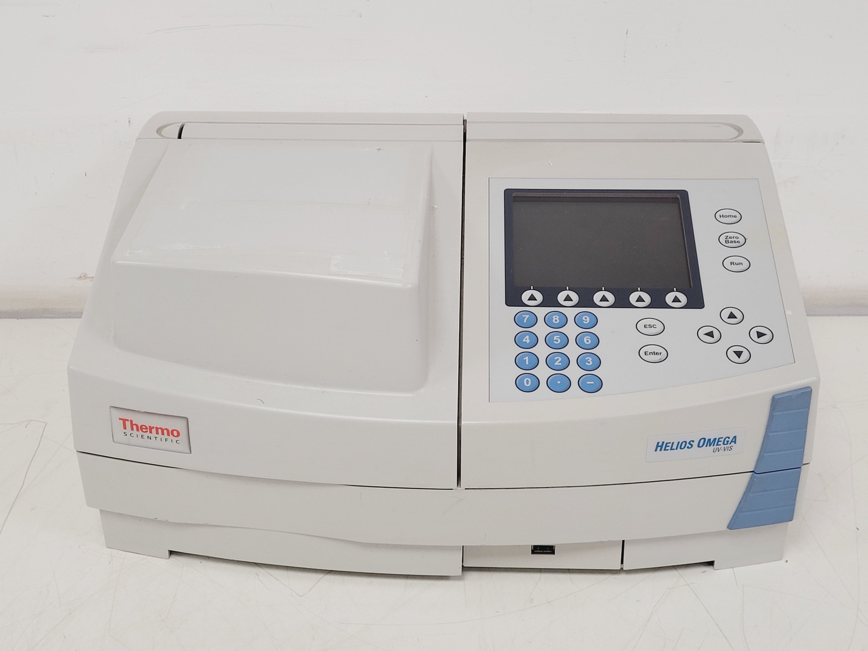 Image of Thermo Scientific Helios Omega UV-VIS Spectrophotometer Lab