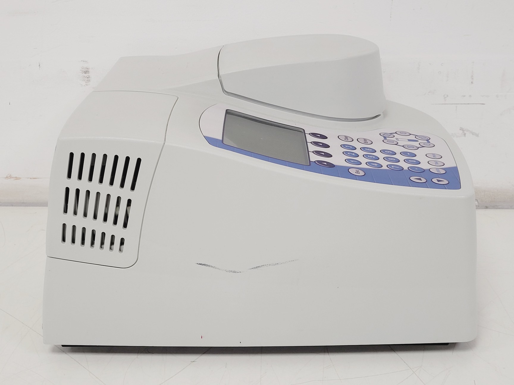 Image of Thermo Scientific GeneSys G10S UV-VIS Spectrophotometer Lab