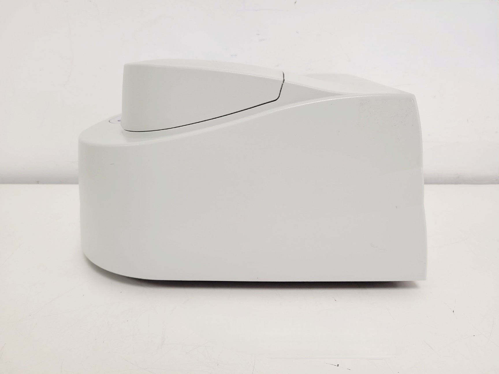 Image of Thermo Scientific GeneSys G10S UV-VIS Spectrophotometer Lab