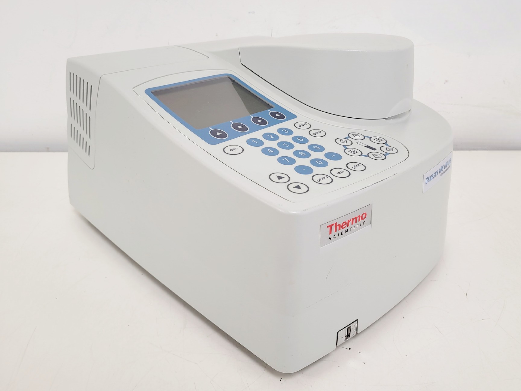 Image of Thermo Scientific GeneSys G10S UV-VIS Spectrophotometer Lab