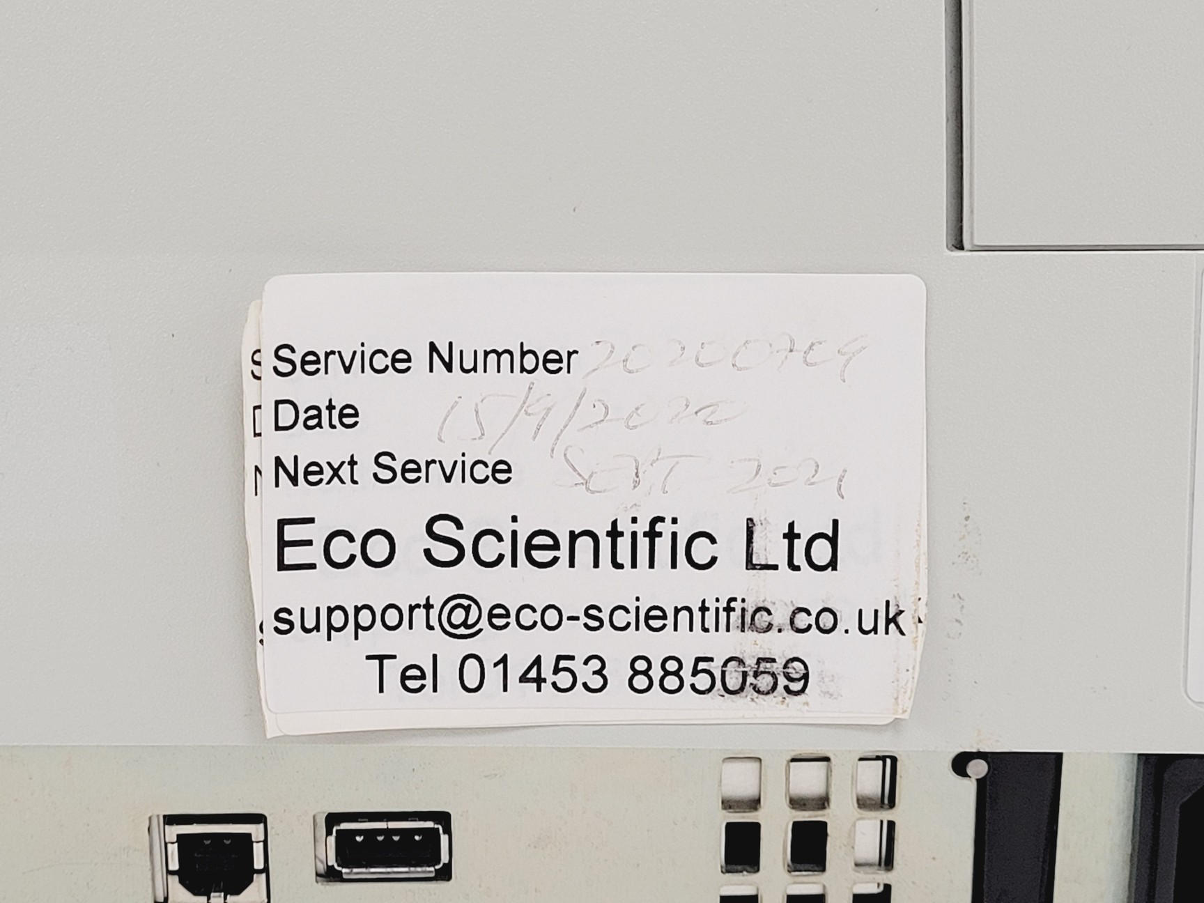 Image of Thermo Scientific GeneSys G10S UV-VIS Spectrophotometer Lab