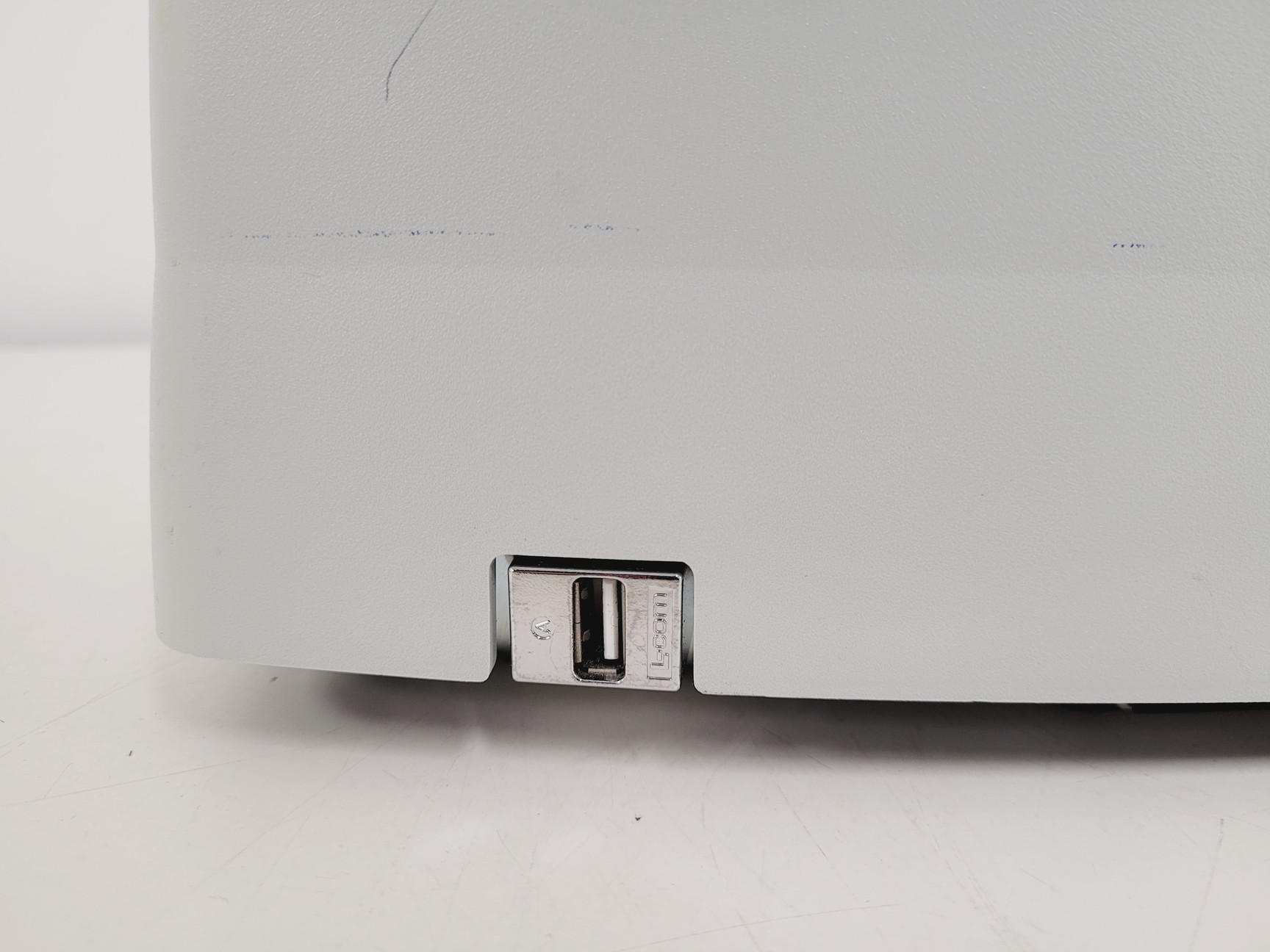 Image of Thermo Scientific GeneSys G10S UV-VIS Spectrophotometer Lab