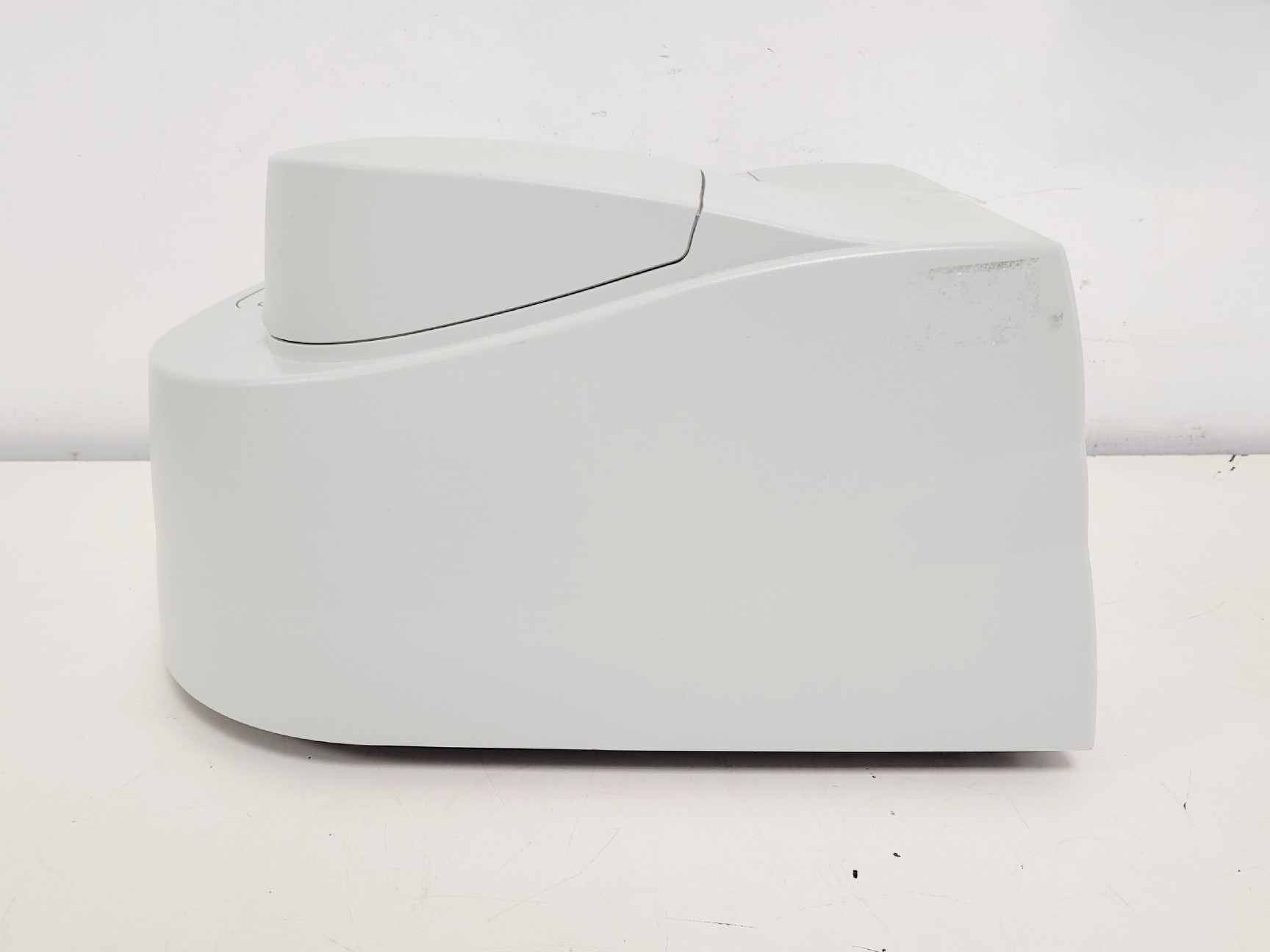 Image of Thermo Scientific GeneSys G10S UV-VIS Spectrophotometer Lab