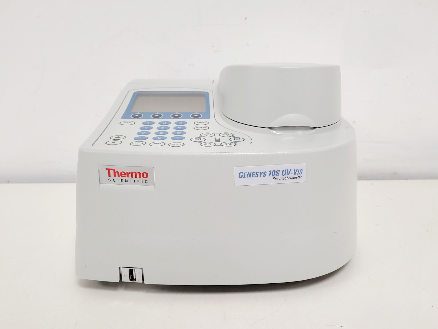 Image of Thermo Scientific GeneSys G10S UV-VIS Spectrophotometer Lab