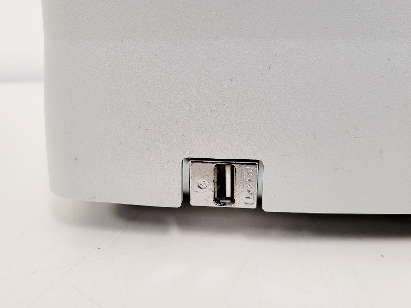 Image of Thermo Scientific GeneSys G10S UV-VIS Spectrophotometer Lab
