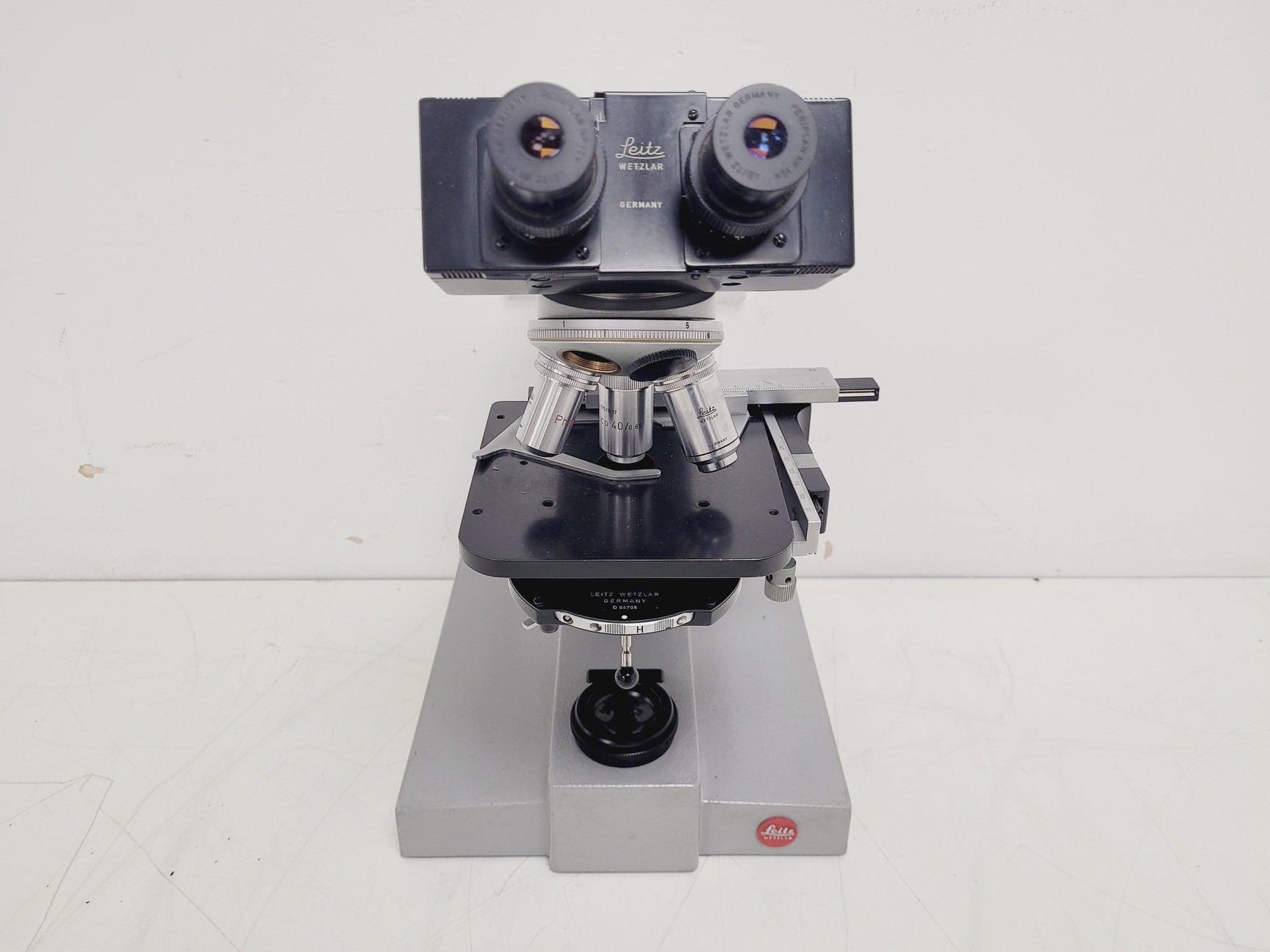 Image of Job lot of 43 x Leitz SM-LUX 020-441.003 Compound Microscopes