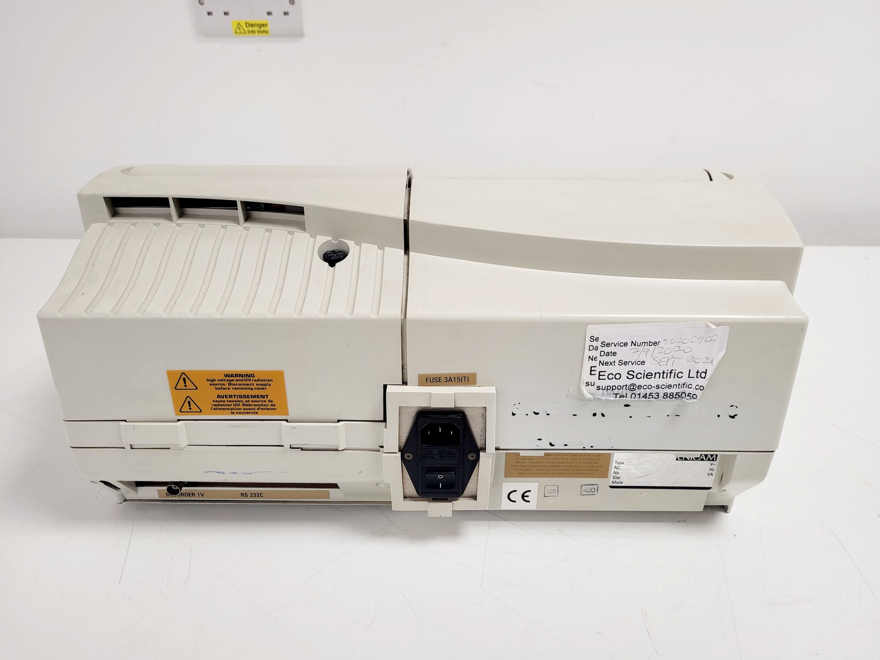 Image of Unicam Helios Gamma UV-VIS Spectrophotometer Lab