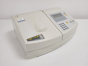 Thumbnail image of Unicam Helios Gamma UV-VIS Spectrophotometer Lab