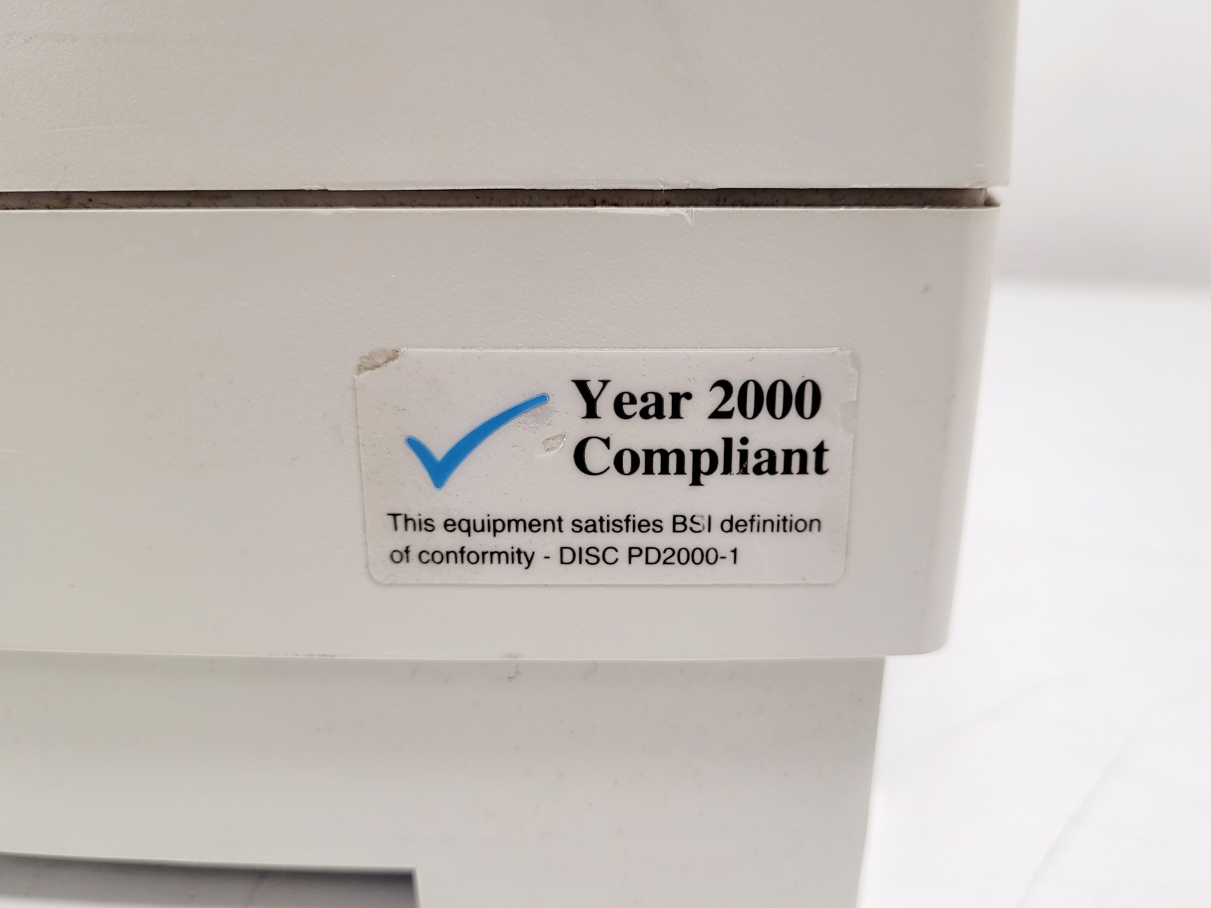 Image of Unicam Helios Gamma UV-VIS Spectrophotometer Lab
