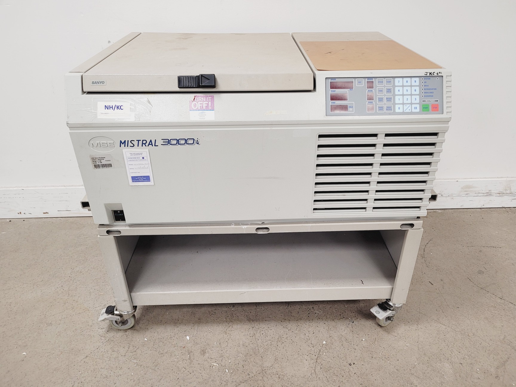 Image of MSE Mistral 3000i Centrifuge