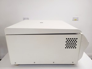Thumbnail image of Kendro Laboratory Products D-37520 Benchtop Centrifuge