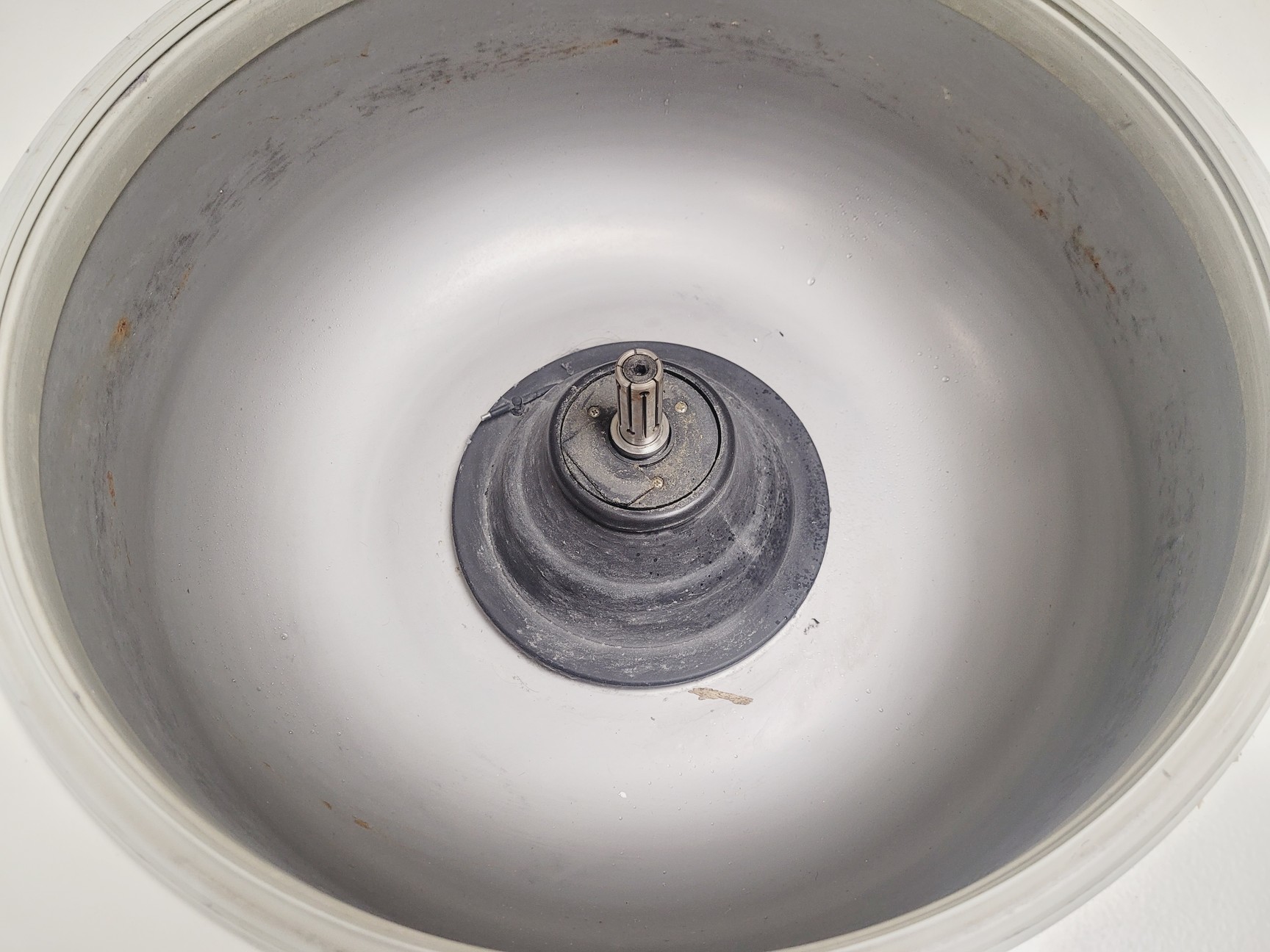 Image of Kendro Laboratory Products D-37520 Benchtop Centrifuge