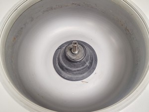 Thumbnail image of Kendro Laboratory Products D-37520 Benchtop Centrifuge