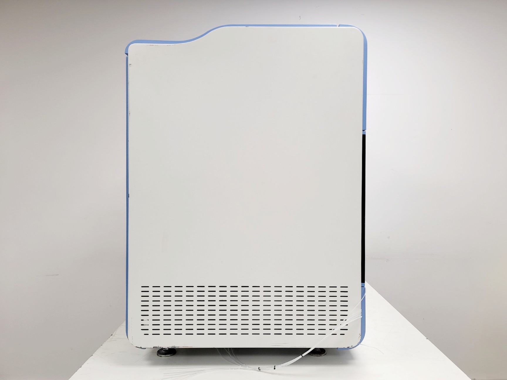 Image of Illumina Genome Analyser IIx System with PEM IIX and Cluster Station