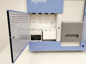Thumbnail image of Illumina Genome Analyser IIx System with PEM IIX and Cluster Station