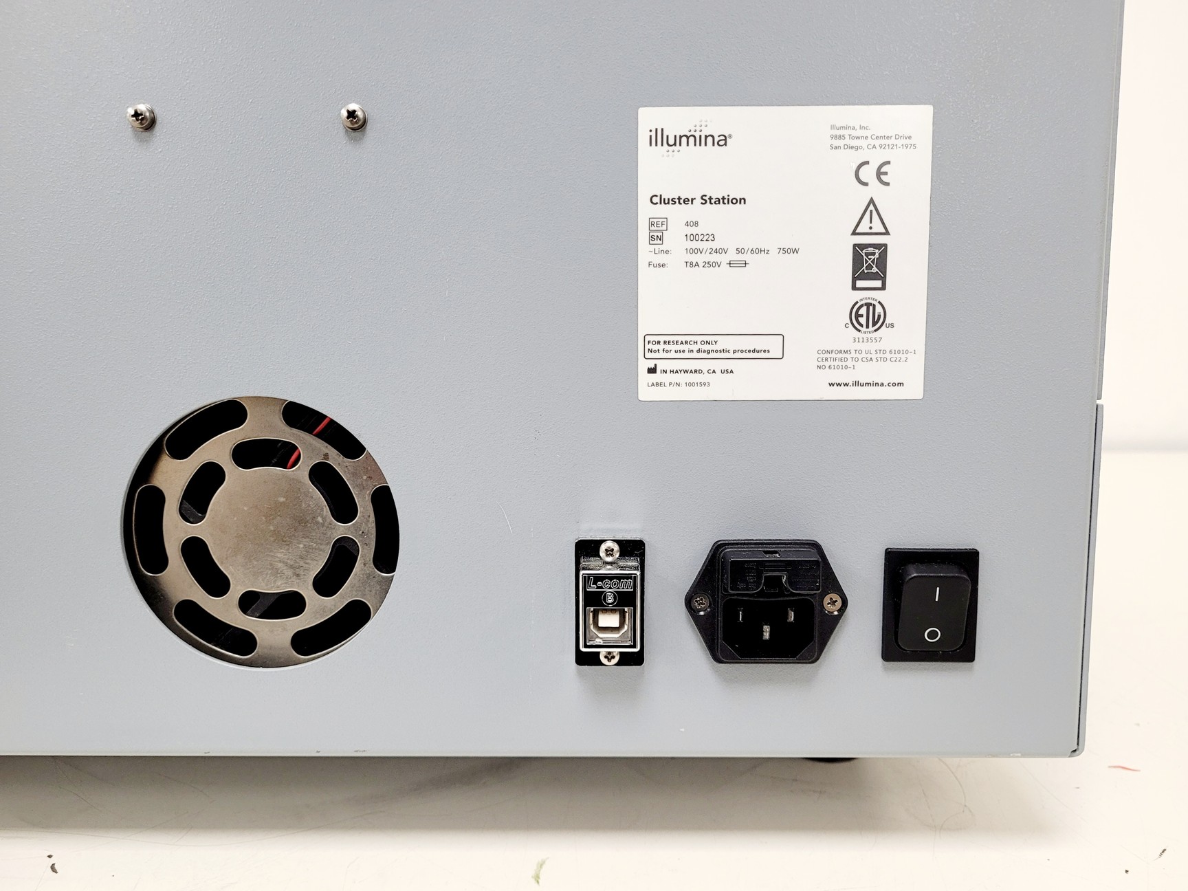 Image of Illumina Genome Analyser IIx System with PEM IIX and Cluster Station