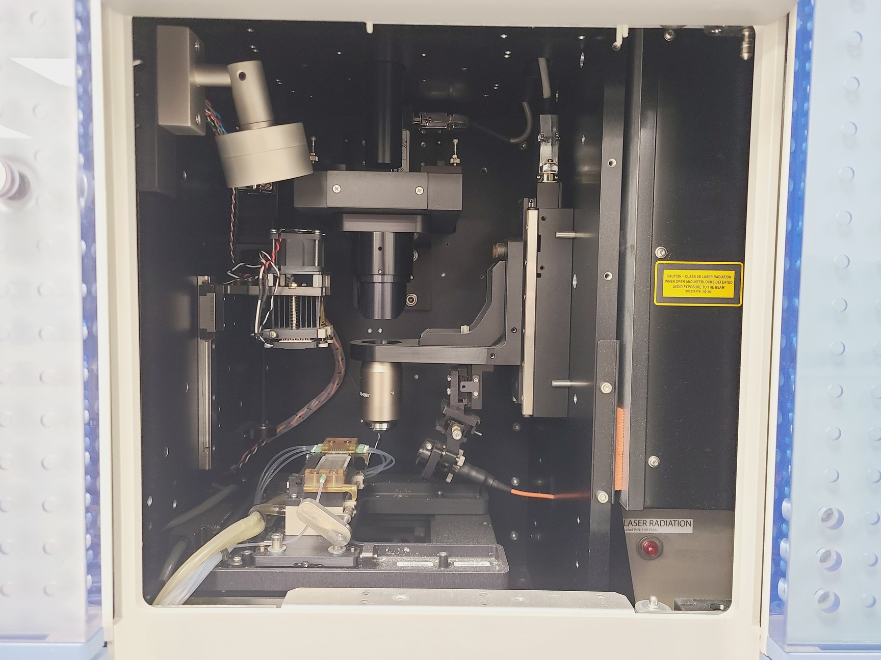 Image of Illumina Genome Analyser IIx System w/ PEM IIx & Dell PC System NGS Lab