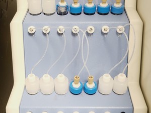 Thumbnail image of Illumina Genome Analyser IIx System w/ PEM IIx & Dell PC System NGS Lab