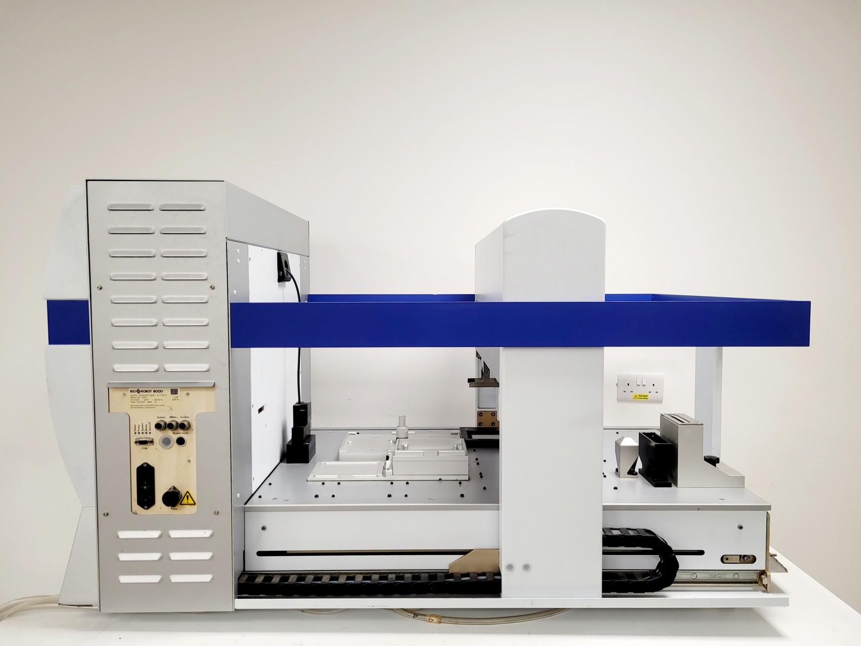 Image of Qiagen BioRobot 8000 Molecular Biology Workstation System w/ Software Lab