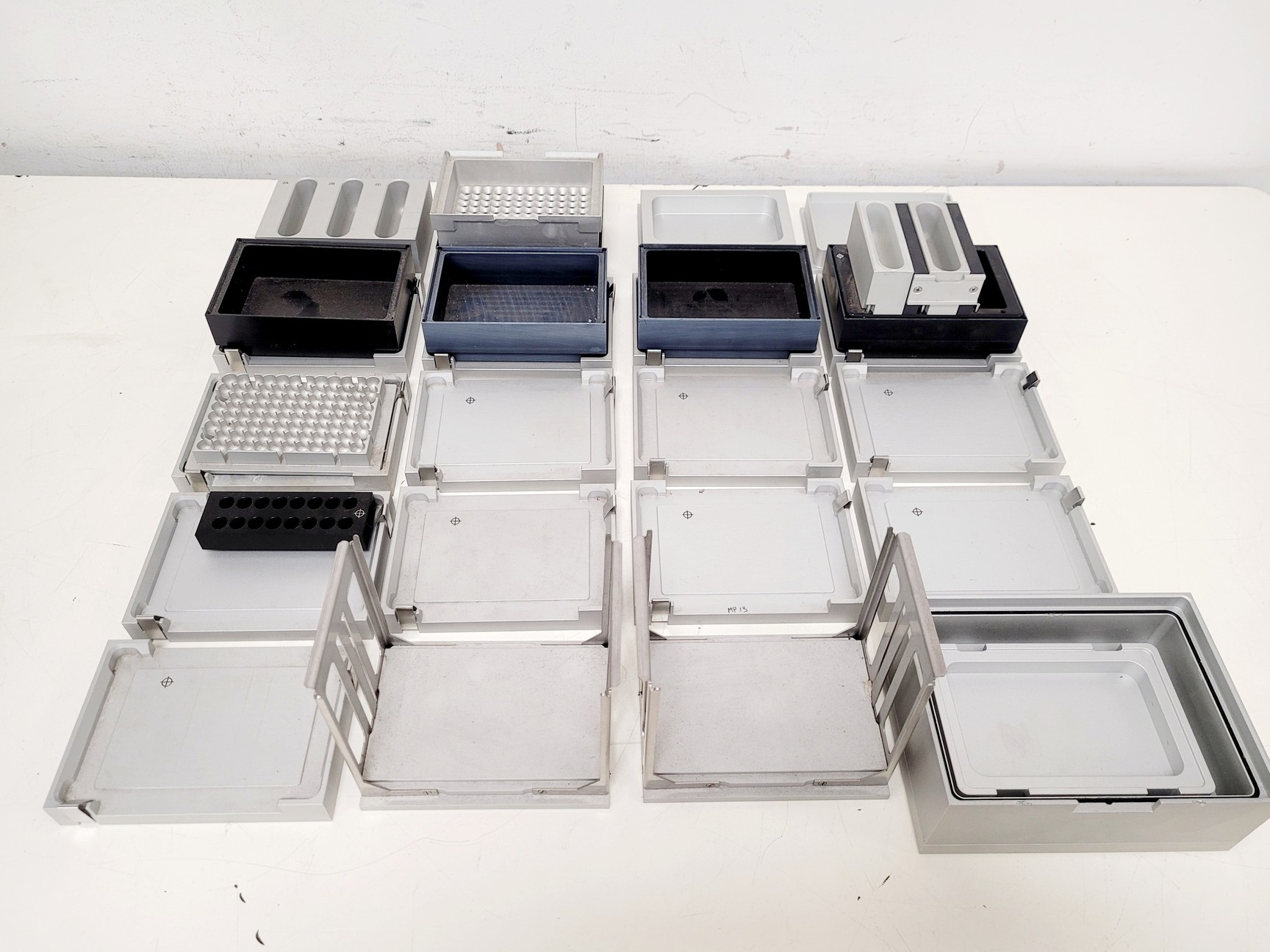 Image of Qiagen BioRobot 8000 Molecular Biology Workstation System w/ Software Lab