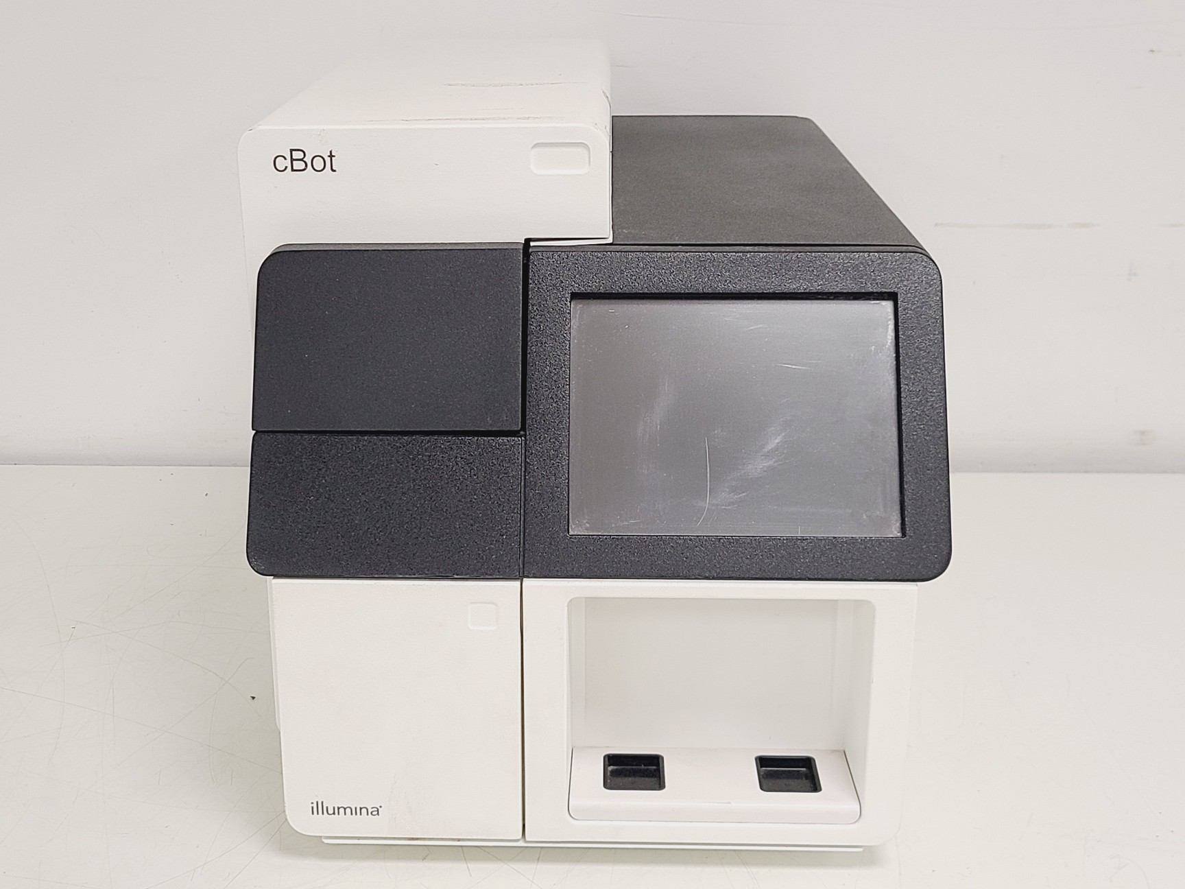 Image of Illumina cBot Fully Automated Cluster Generation for Illumina Sequencing NGS Lab
