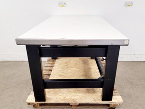 Thumbnail image of TMC Micro-G Model 63-530 Anti-Vibration Table