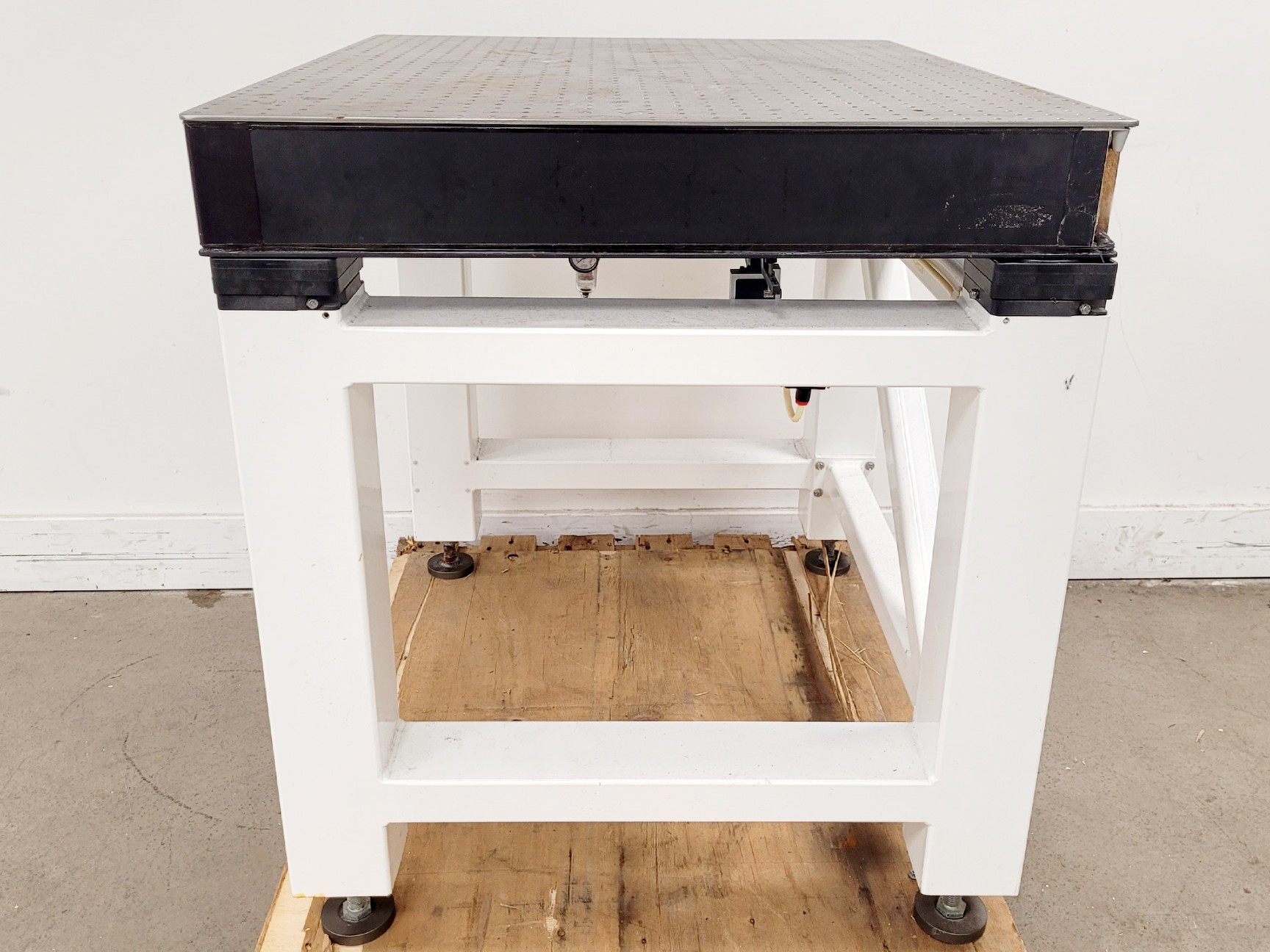 Image of Newport Anti-Vibration Table Model: VH3036W-OPT Imperial Spacing 