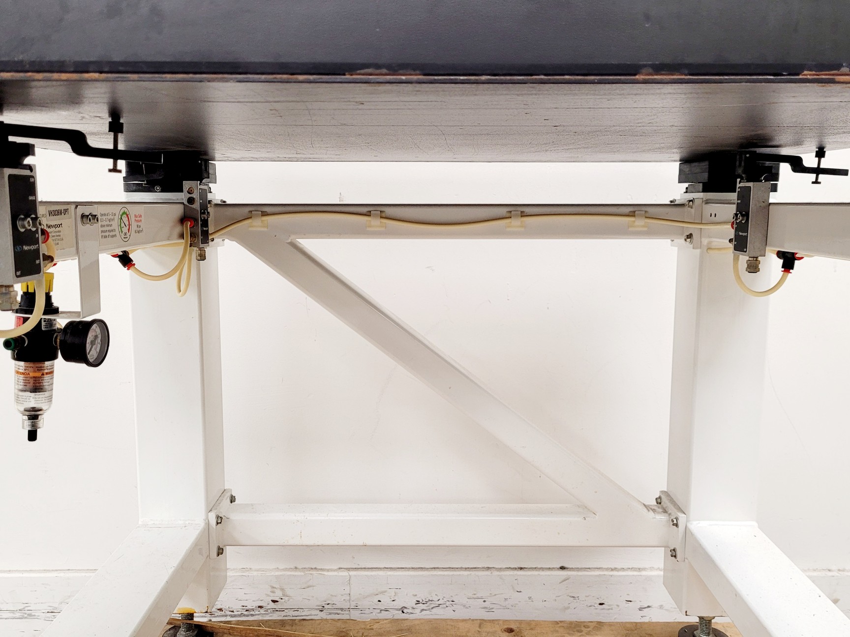 Image of Newport Anti-Vibration Table Model: VH3036W-OPT Imperial Spacing 