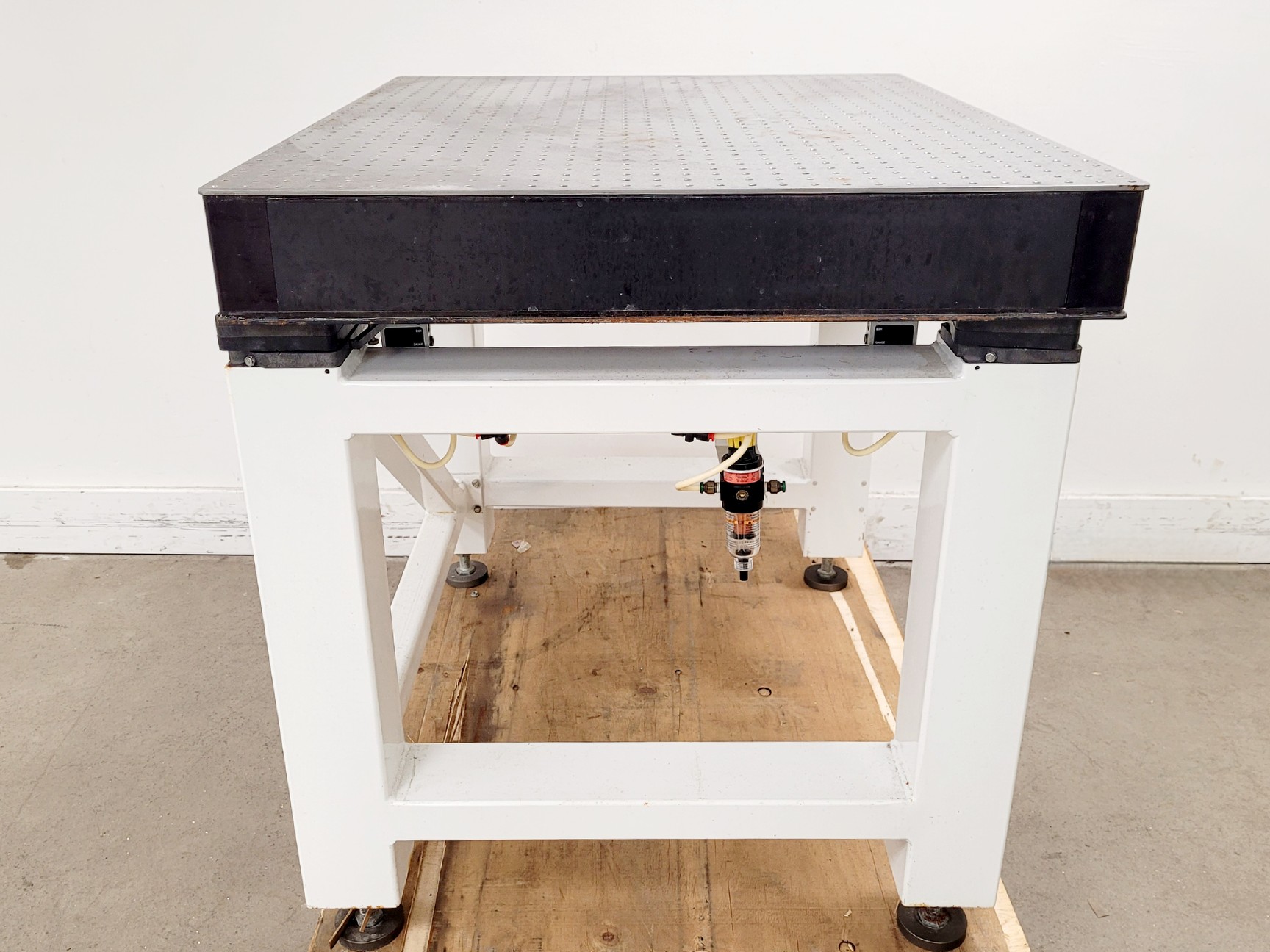 Image of Newport Anti-Vibration Table Model: VH3036W-OPT Imperial Spacing 