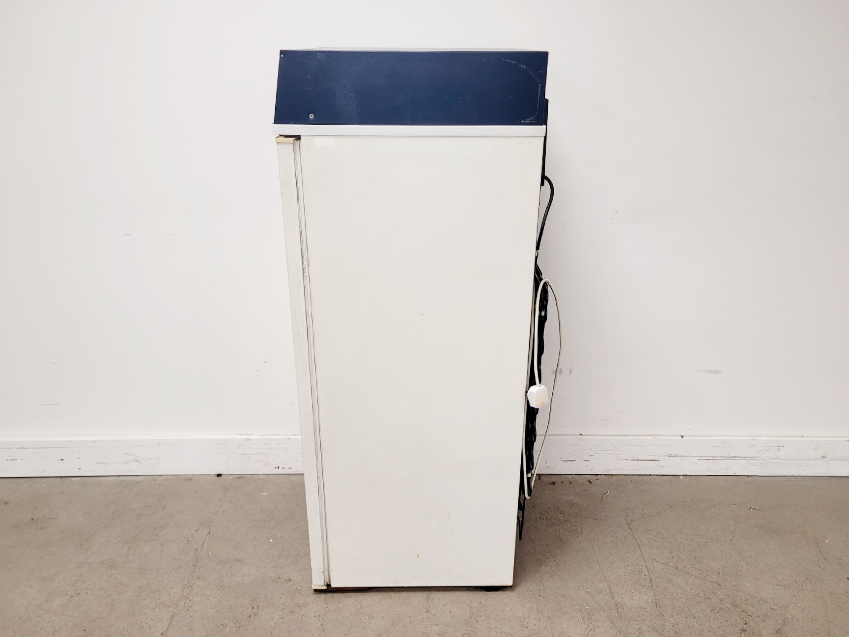 Image of Gallenkamp Cooled Incubator Illuminated