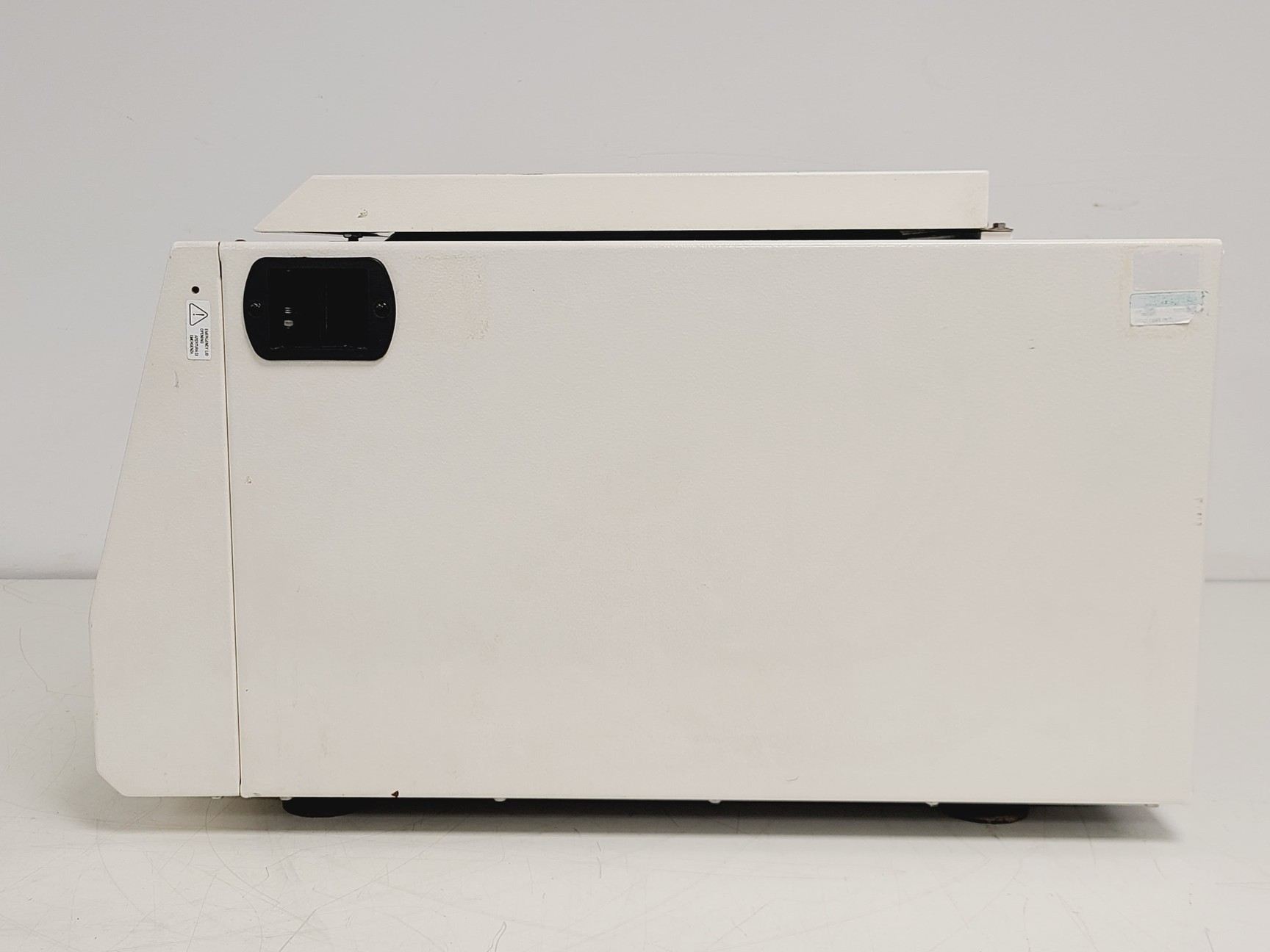 Image of ALC PK130-R Benchtop Centrifuge