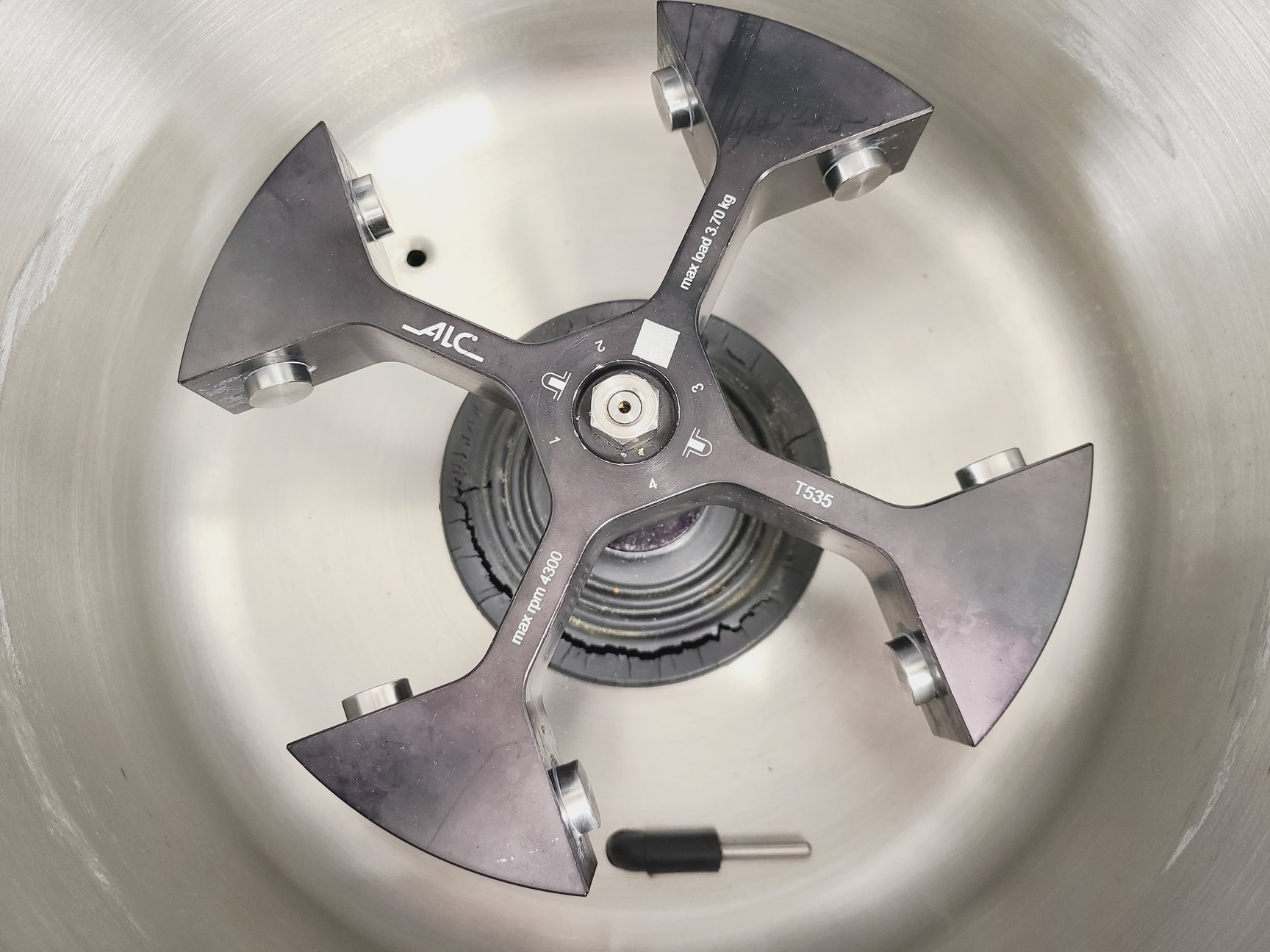 Image of ALC PK130-R Benchtop Centrifuge