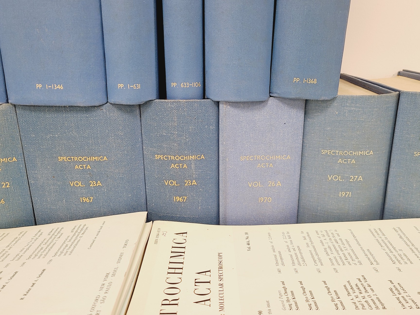 Image of Job Lot of Spectrochimica Acta Books & Manuals 