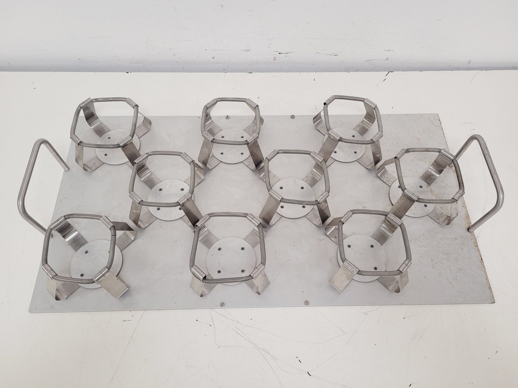 Image of Kuhner Lab Benchtop Shaker LS-W Lab