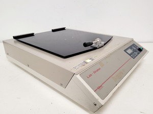 Thumbnail image of Kuhner Lab Benchtop Shaker LS-W Lab