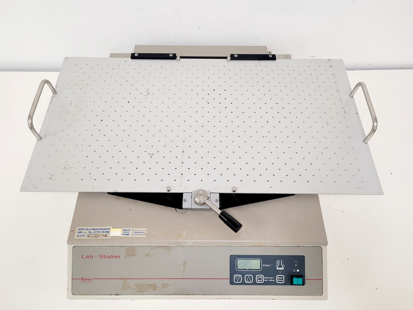 Image of Kuhner Lab Benchtop Shaker LS-W Lab