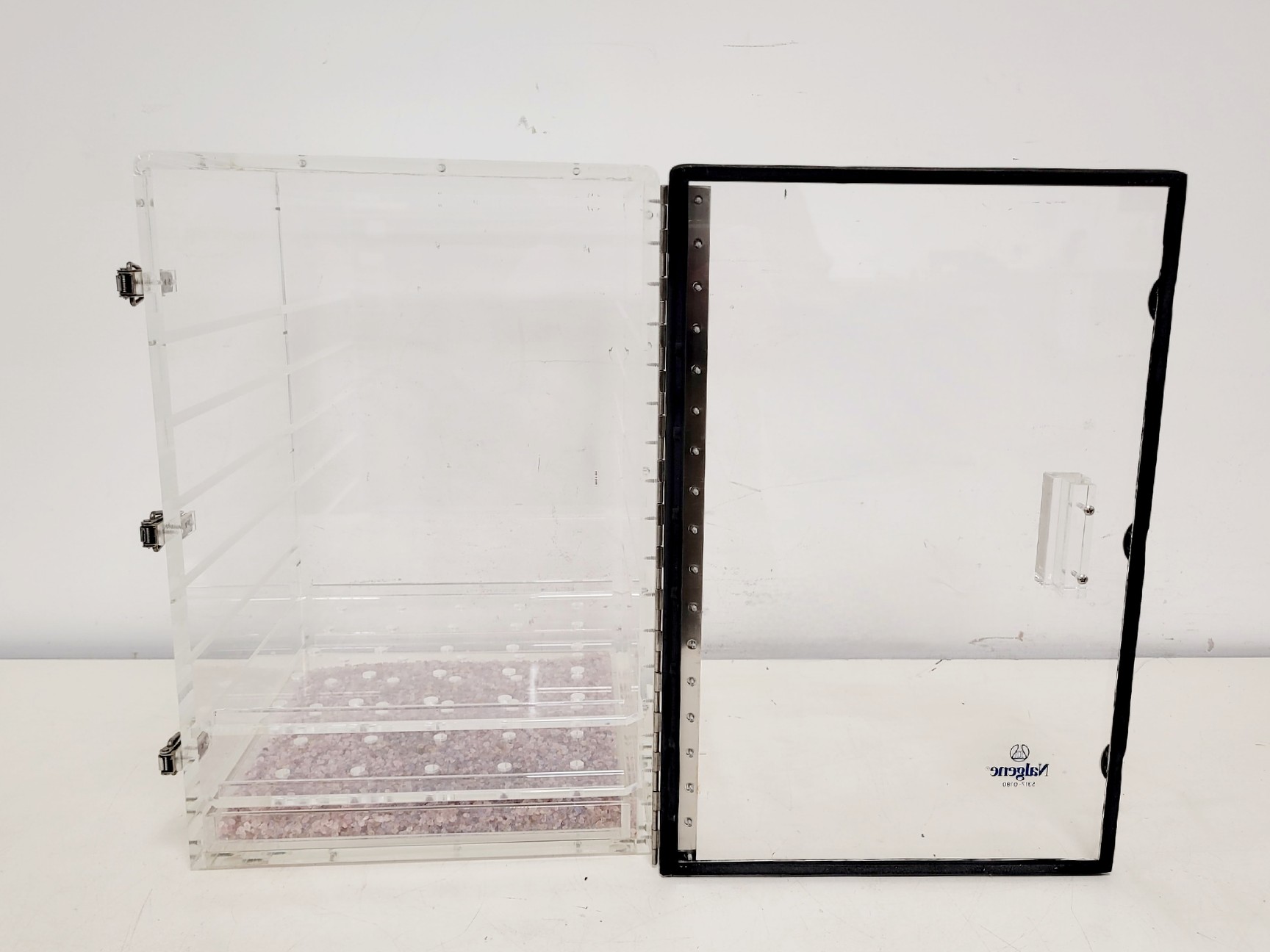 Image of Nalgene 5317-0180 Acrylic Desiccator Cabinet