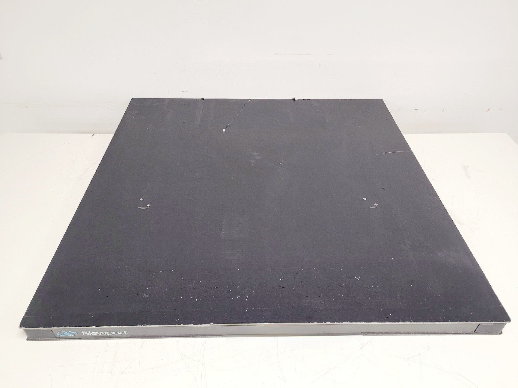 Image of Newport Anti-Vibration Isolation Table Top Metric