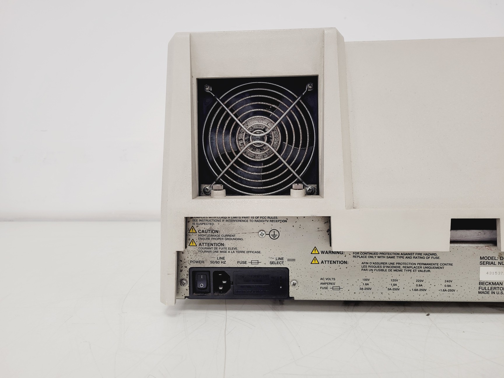 Image of Beckman DU 650 Spectrophotometer Lab