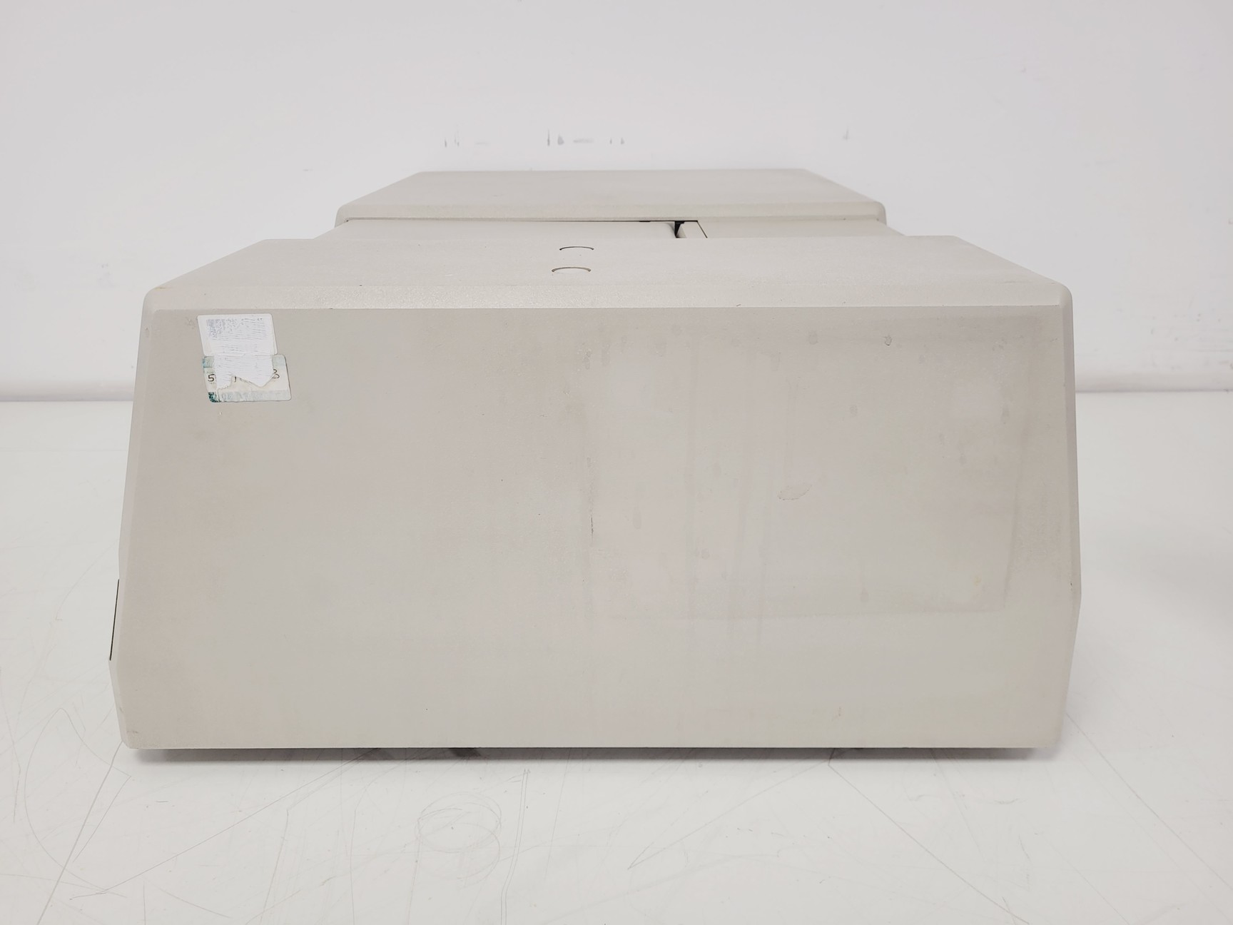 Image of Beckman DU 650 Spectrophotometer Lab