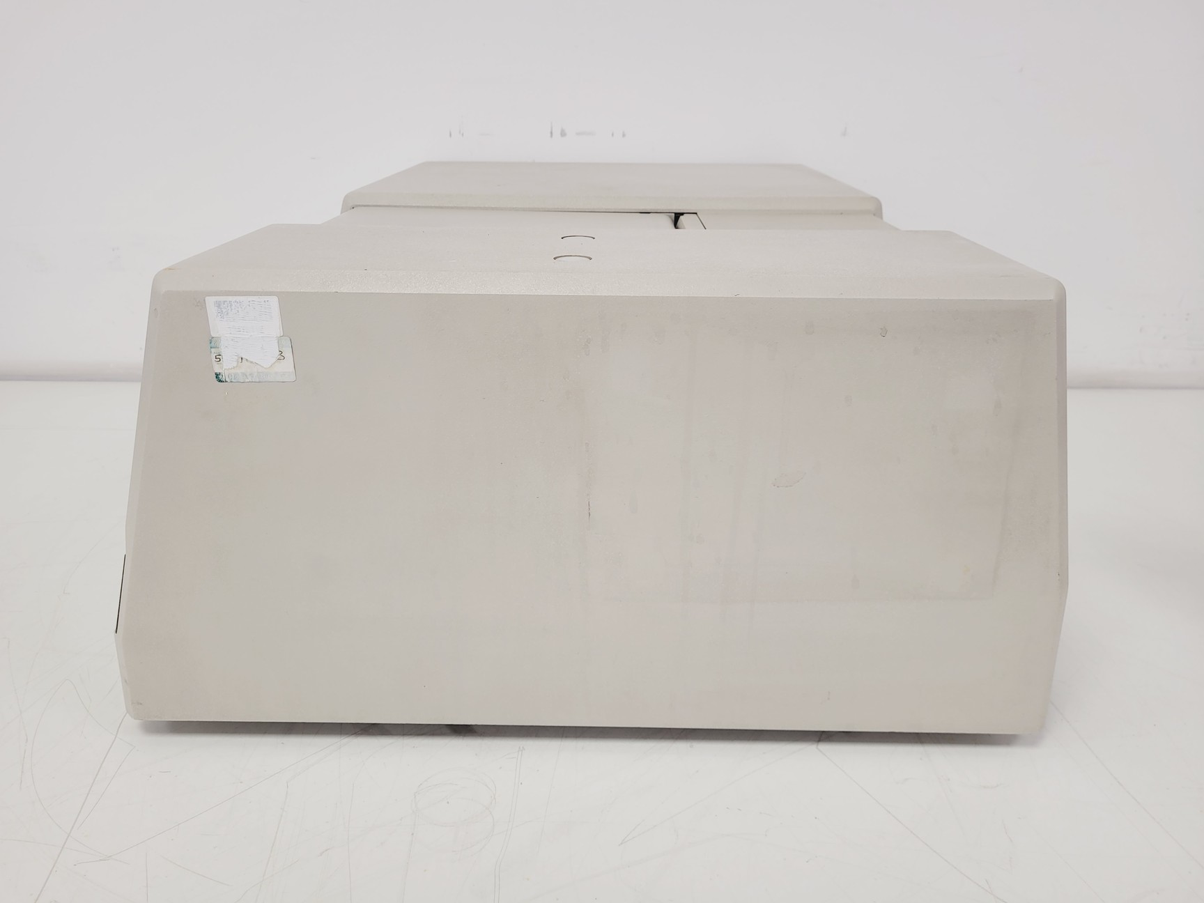 Image of Beckman DU 650 Spectrophotometer Lab