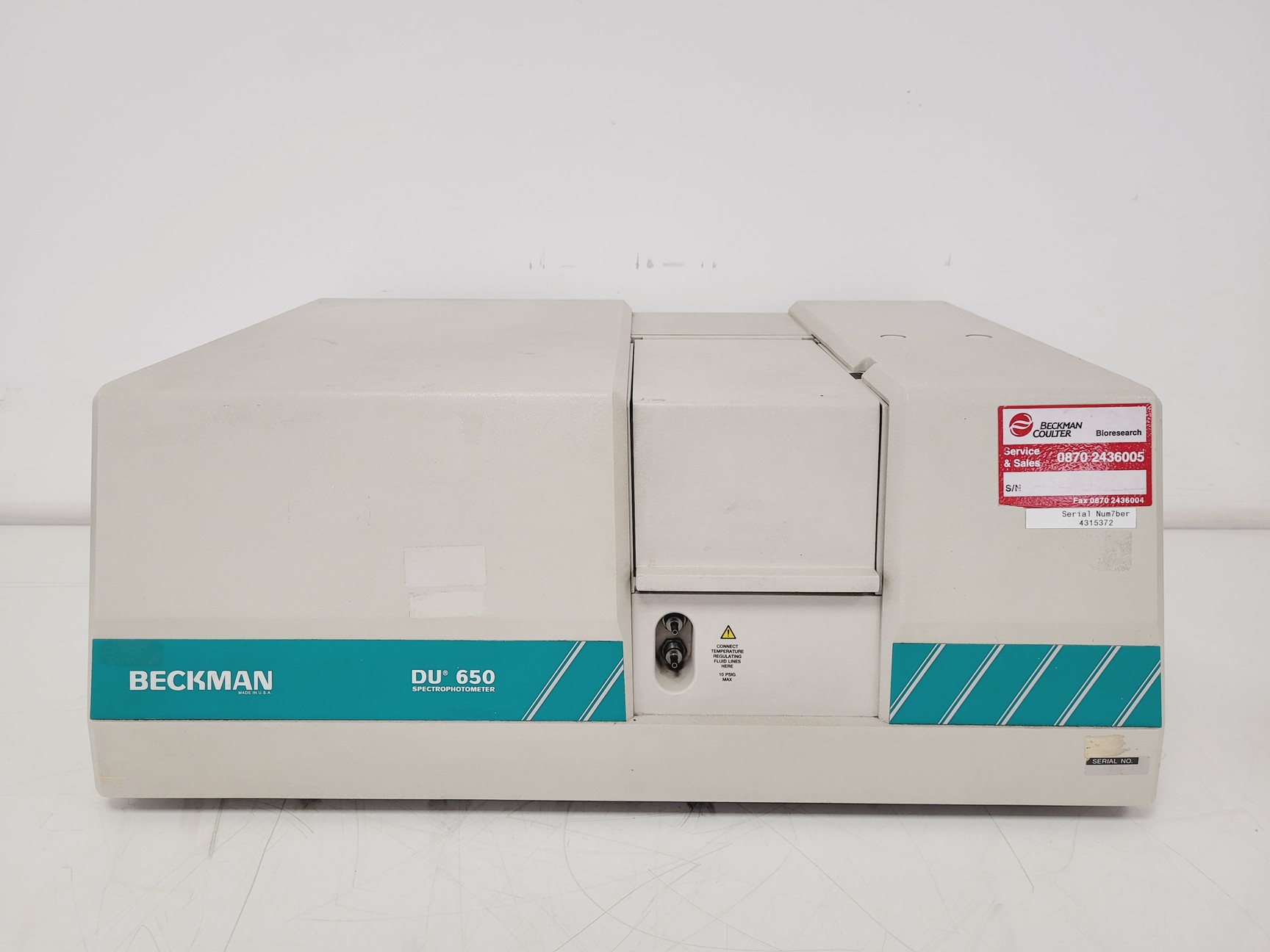 Image of Beckman DU 650 Spectrophotometer Lab