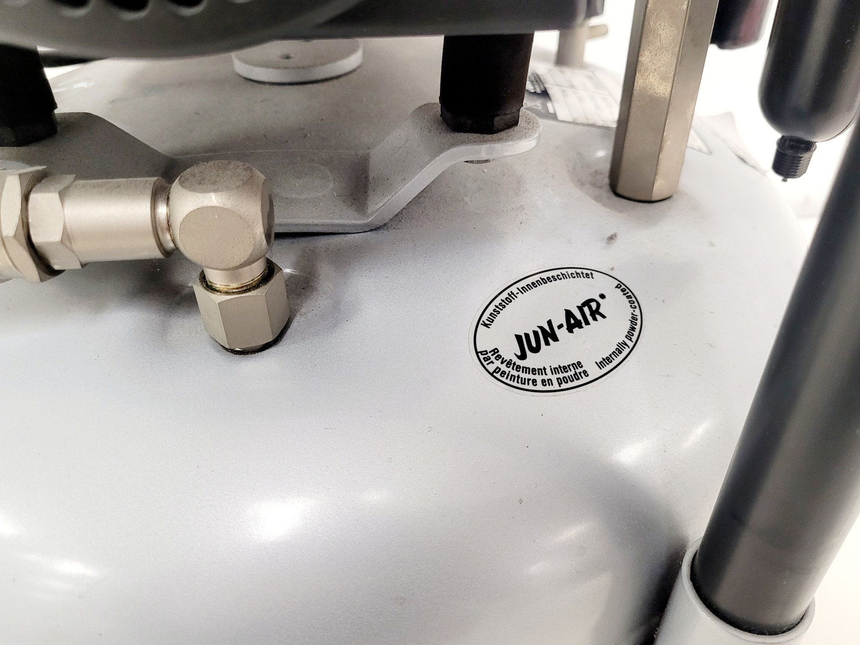 Image of Jun Air OF302-15B Air Compressor 15L